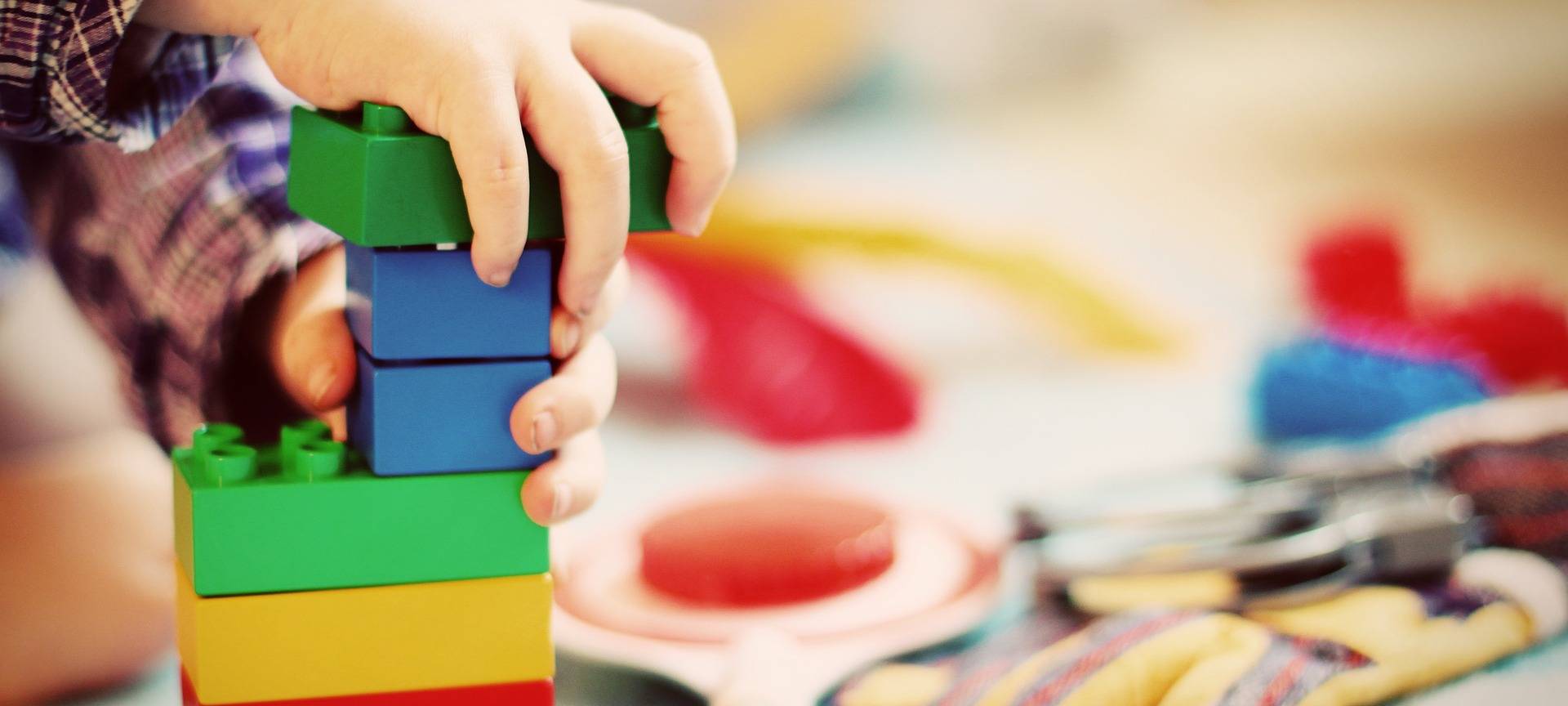 Kreis Düren dankt Mitarbeitenden in Kitas zum Tag der Kinderbetreuung