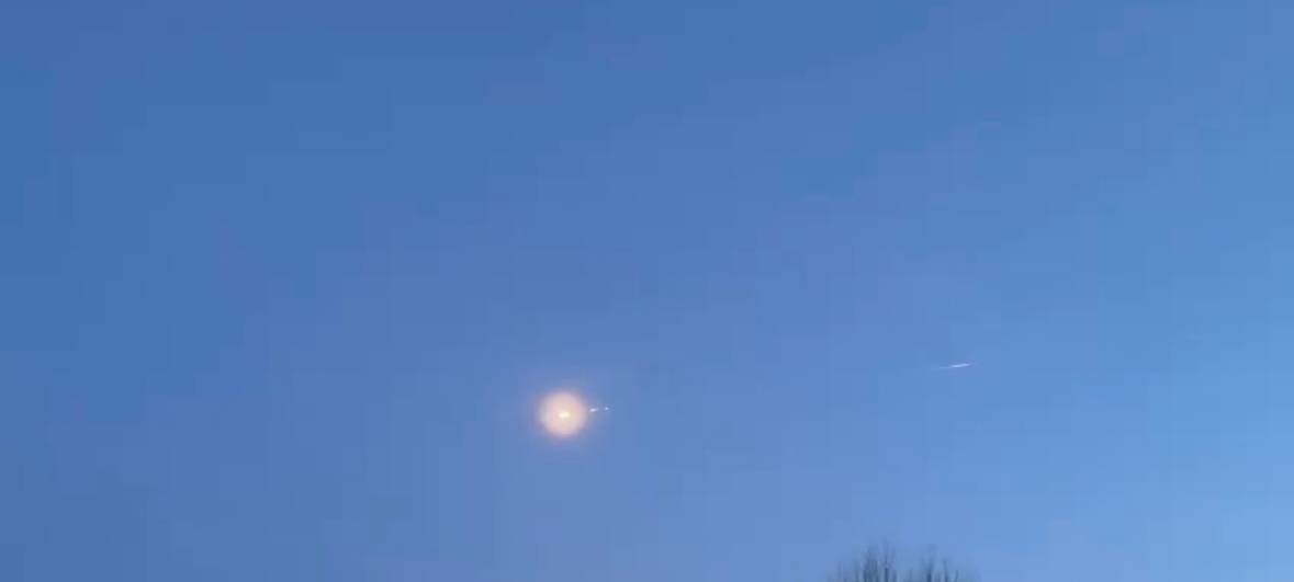 Heller Feuerball am Himmel: Auch über dem Kreis Düren
